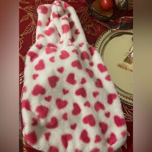 Pink Heart Patterned Hooded Blanket